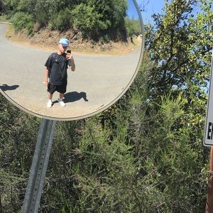 Meet your Posher, Andres